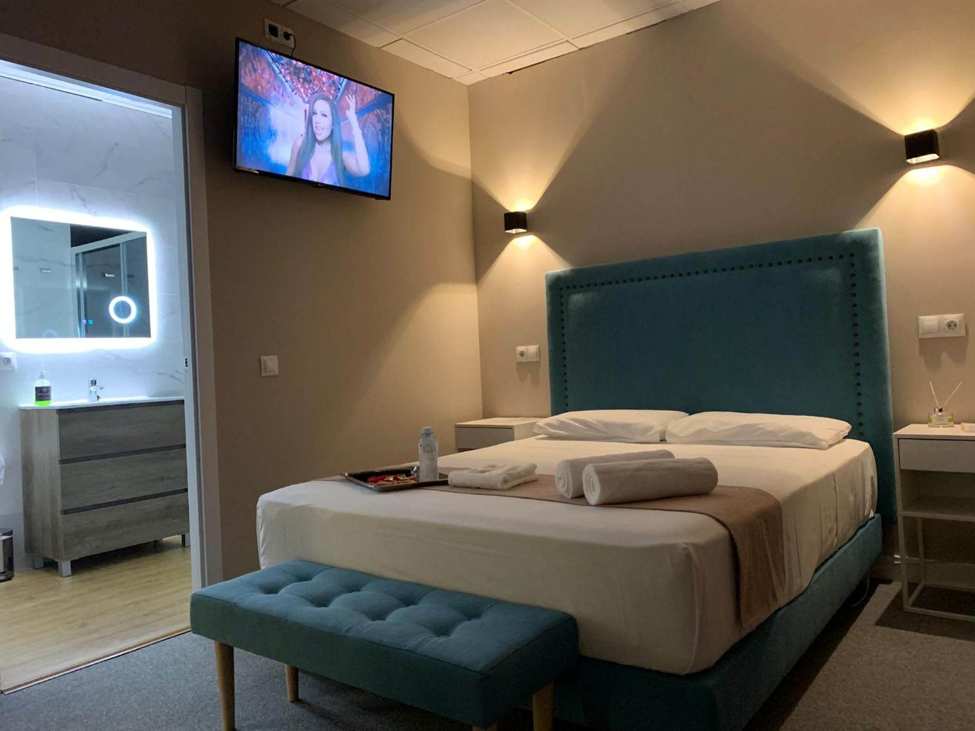 Rooms Luxury Madrid — Photos 1